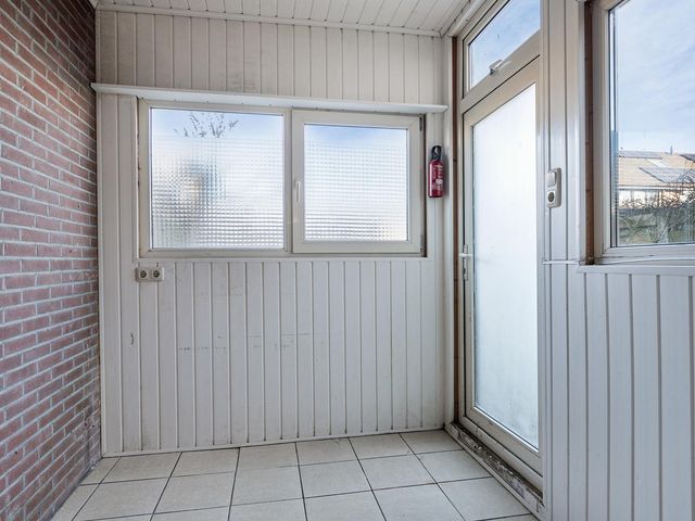 Van Vollenhovenstraat 15, Piershil