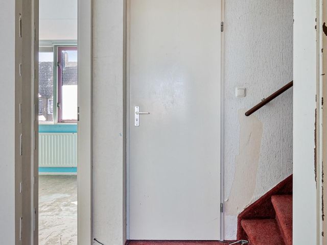 Van Vollenhovenstraat 15, Piershil