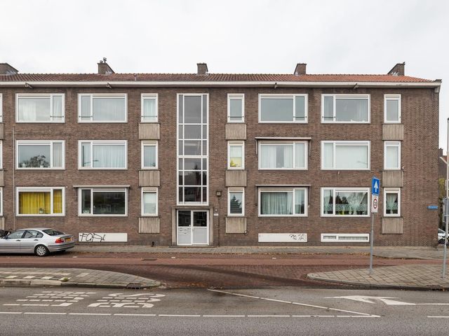 Dorpsweg 177C, Rotterdam