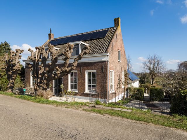 Waaldijk 67, Herwijnen