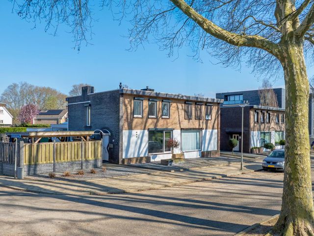 Beneluxlaan 8, Geleen
