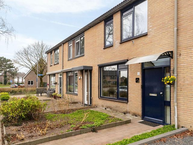 Bachstraat 10, Eerbeek