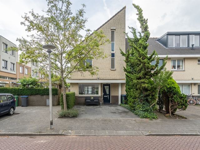 Bertus Aafjeslaan 1, Amstelveen