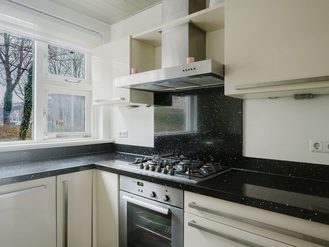 Karwijdreef 8, Spijkenisse