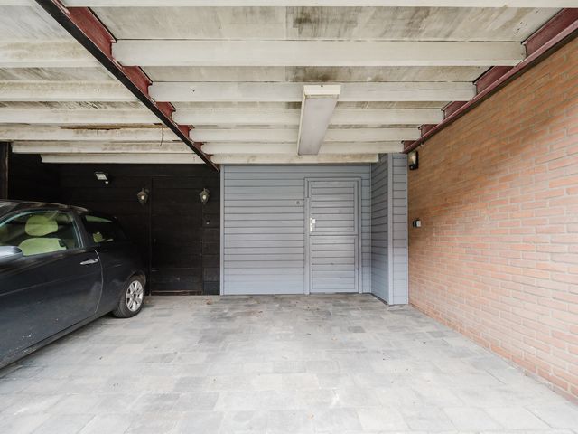 Karwijdreef 8, Spijkenisse