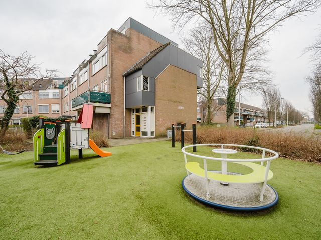 Karwijdreef 8, Spijkenisse