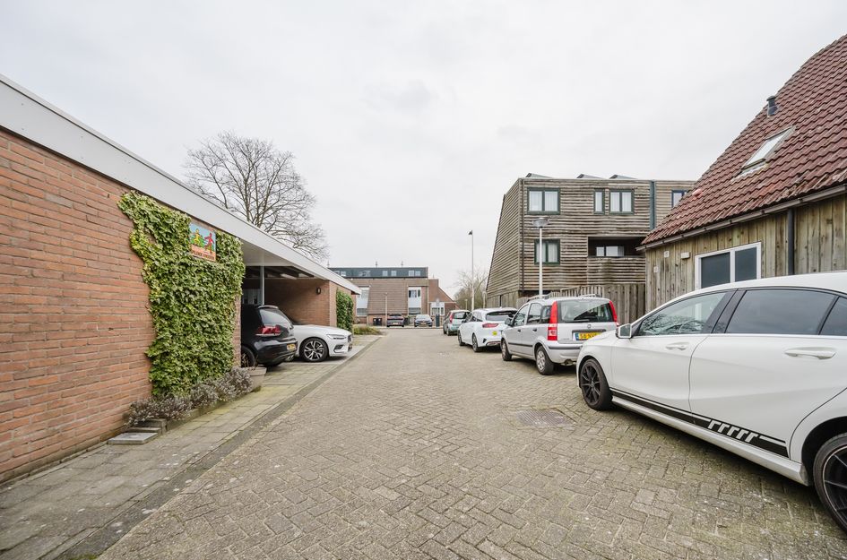 Karwijdreef 8