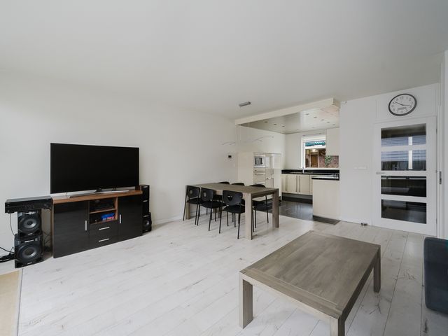 Karwijdreef 8, Spijkenisse
