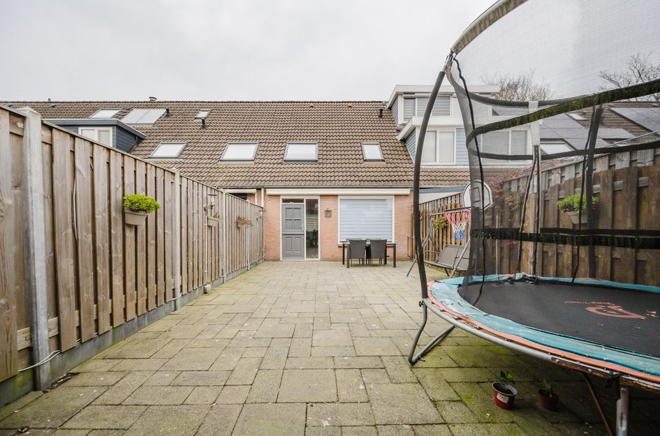 Karwijdreef 8