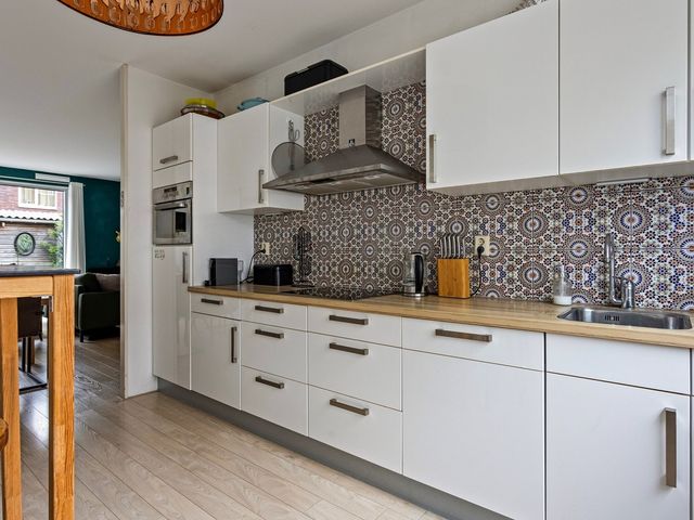Ethekwini 25, Amsterdam