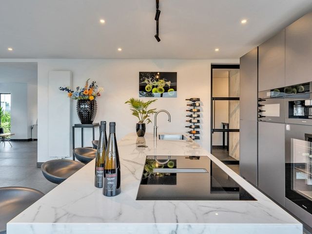 Legmeerdijk 220, Amstelveen