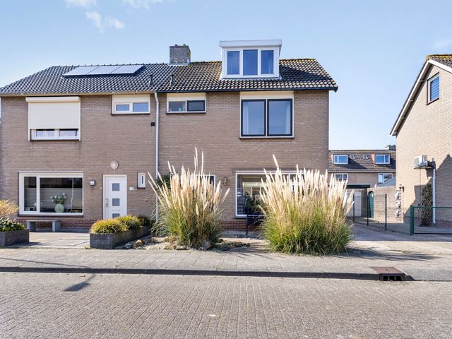 Kamillestraat 14, Scharendijke
