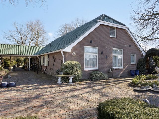 Ommerkanaal Oost 10, Ommen