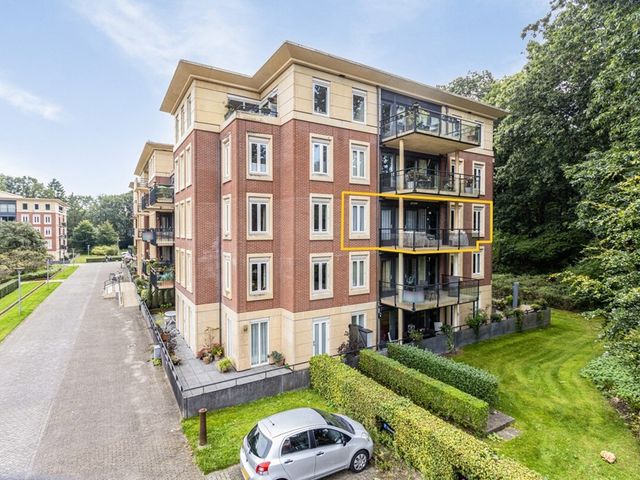 Rhenendael 52, Rhenen
