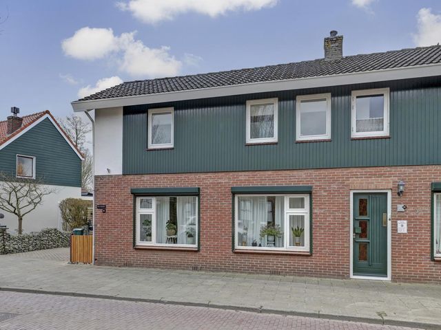 Sint Joostdijk 92, Oosterland