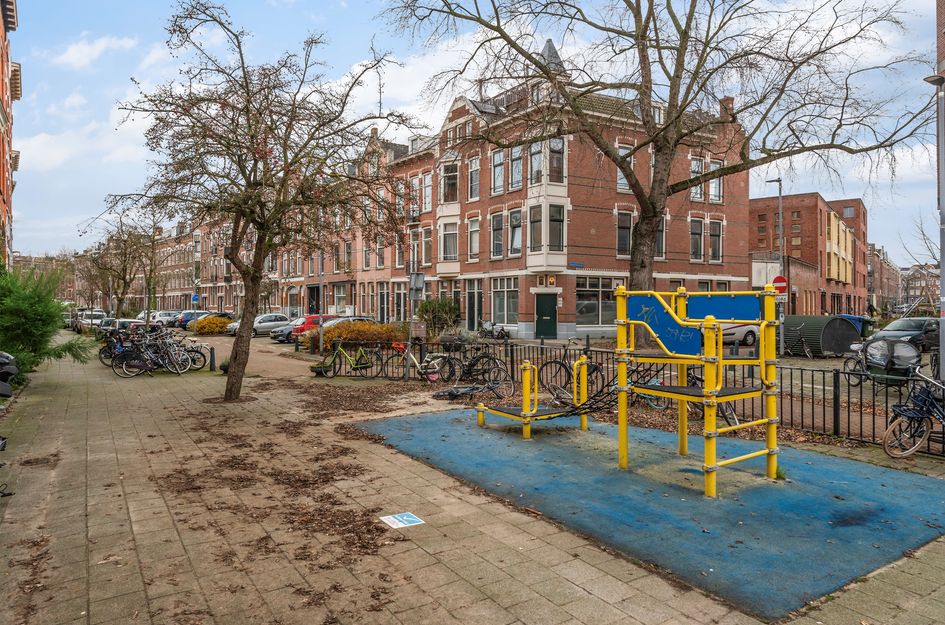 C.P.Tielestraat 15B