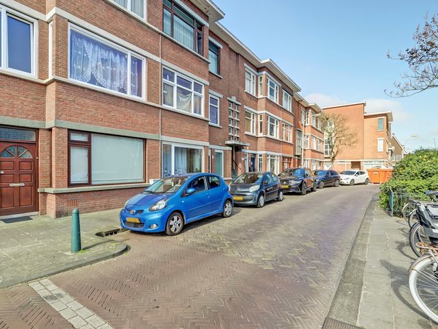 Nunspeetlaan 241, Den Haag