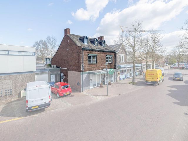 Koninginneplein 1, Belfeld