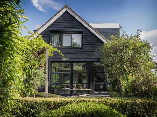 Loonsedijk 23, Lage Zwaluwe