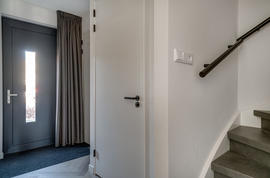 Zesmorgenstraat 15