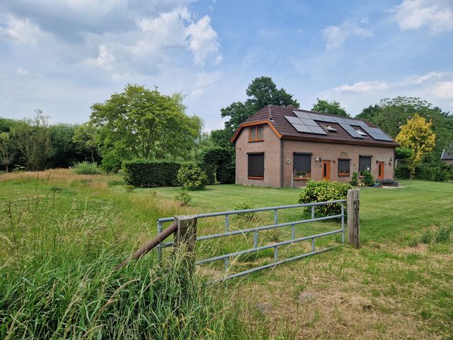 Hoevesteeg 44, Tonden