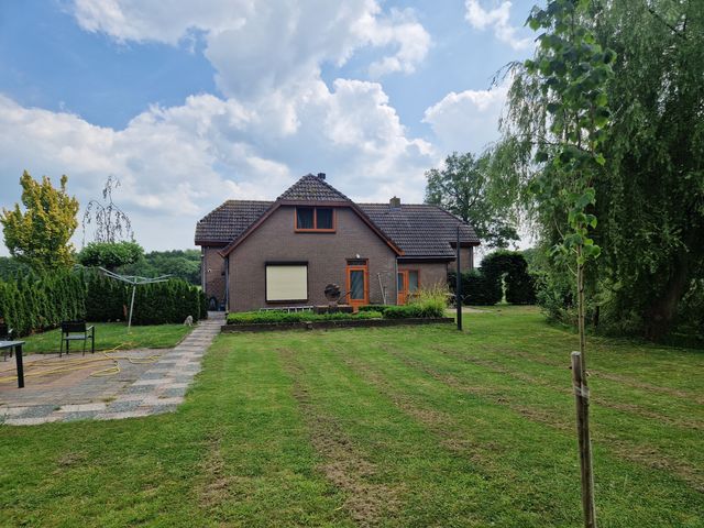 Hoevesteeg 44, Tonden