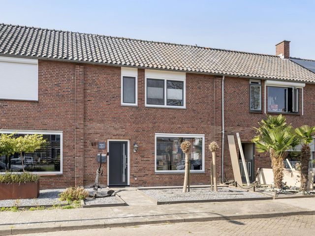 Rozenstraat 14, Sint-Maartensdijk