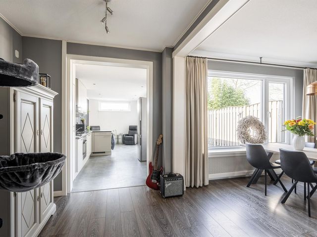 Rozenstraat 14, Sint-Maartensdijk