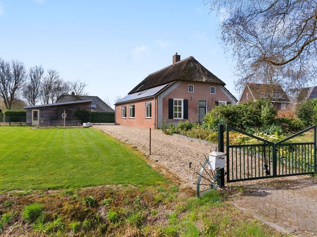 Hoogstraat 10, Ewijk