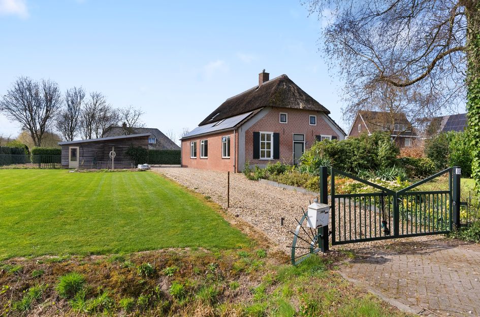Hoogstraat 10