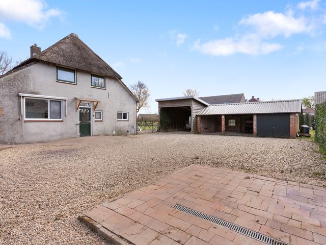 Hoogstraat 10, Ewijk