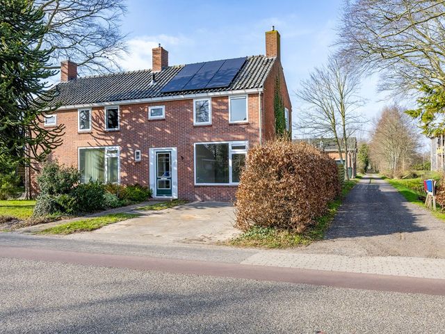 Kruisweg 54, Marum