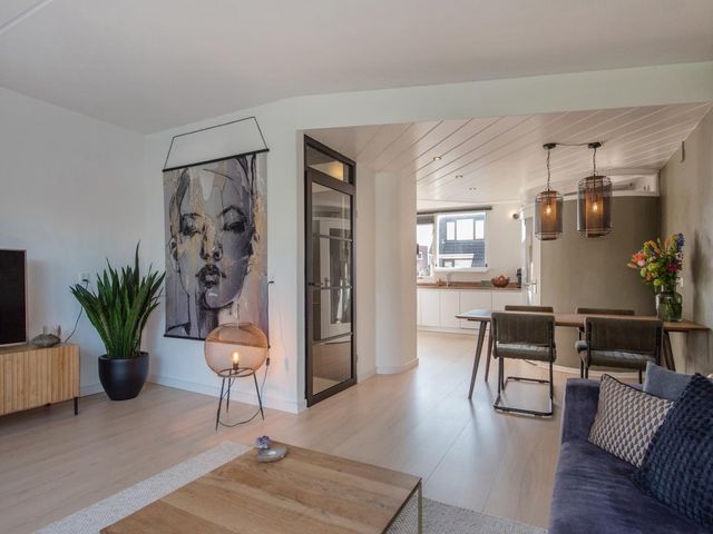 Moerbeigaarde 6, Zoetermeer