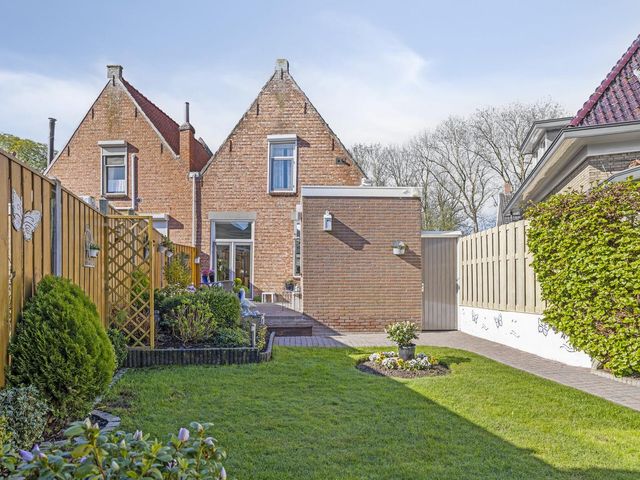 Oudelandsepoort 6, Tholen