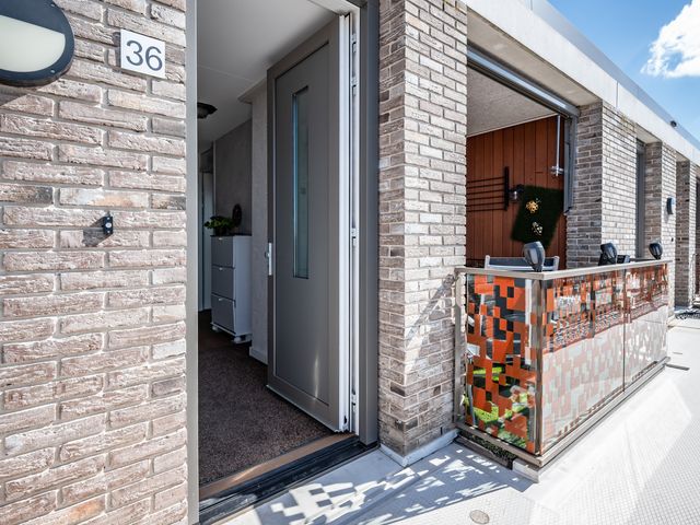De Boei 36, Emmeloord
