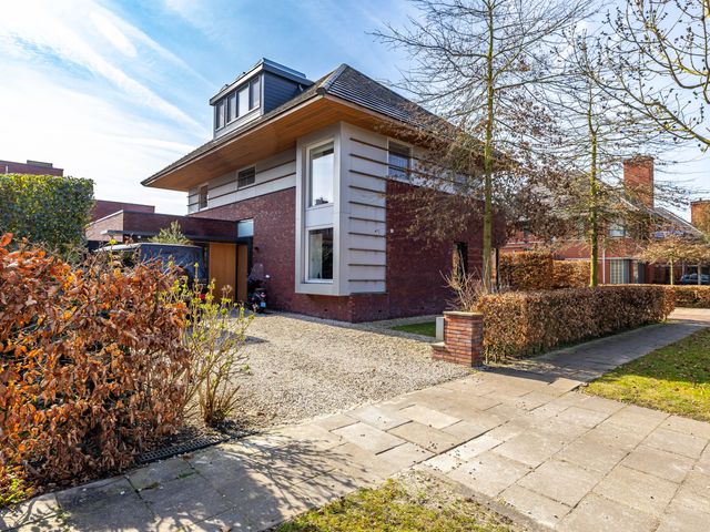 Otto Cluivinglaan 32, Eelderwolde