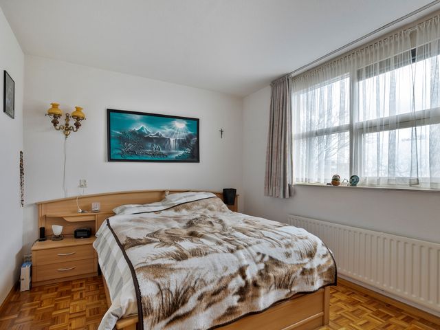 Vuurvlinder 25, Breda