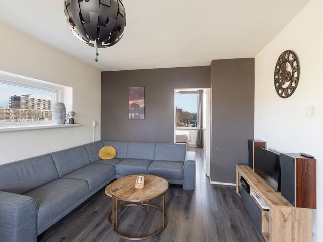 Admiraal de Ruyterweg 41, Zwijndrecht