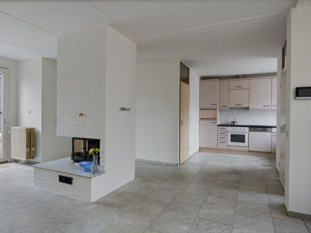 Breskensstraat 32, Tilburg