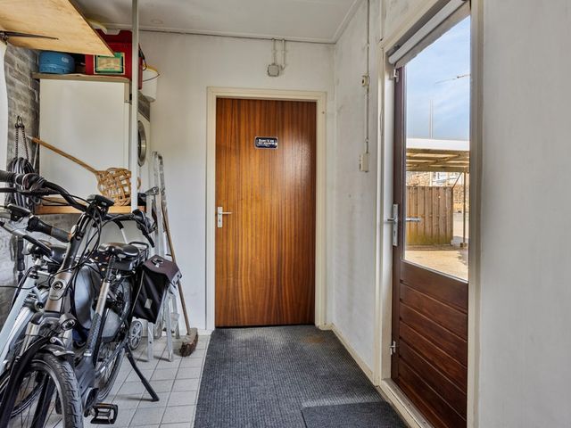 Vlietstraat 39, Schelluinen