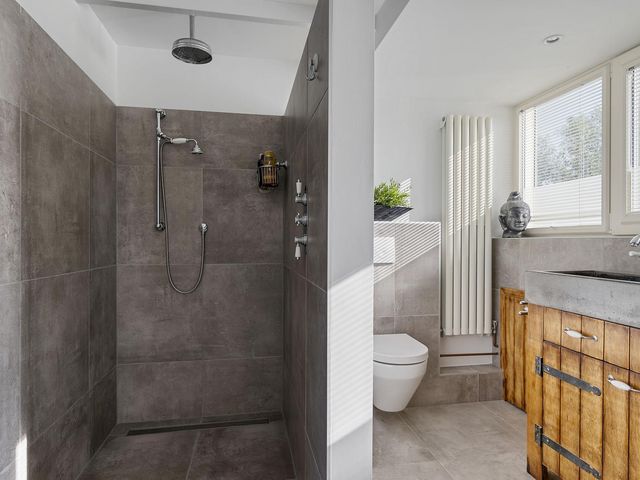 Wagengouw 112, Broek In Waterland