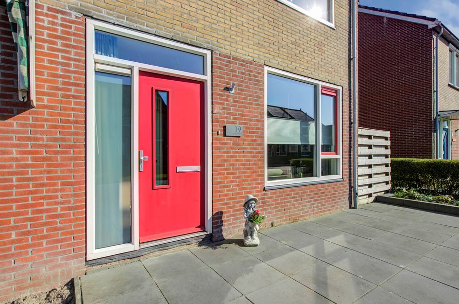 Vrouwezand 19