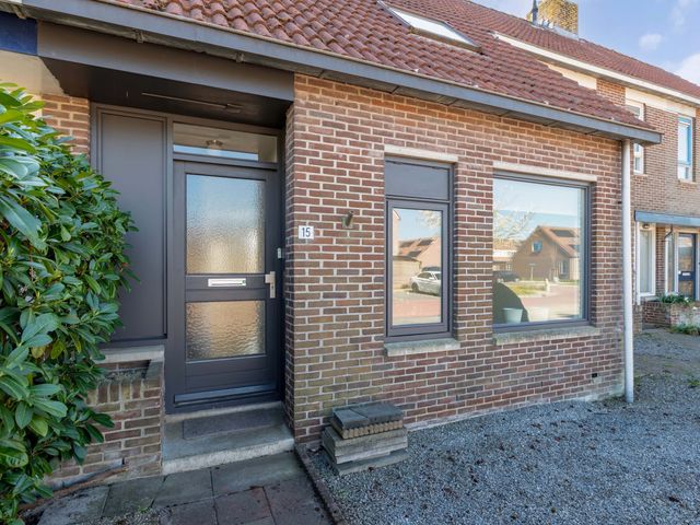 Castor 15, Lemmer