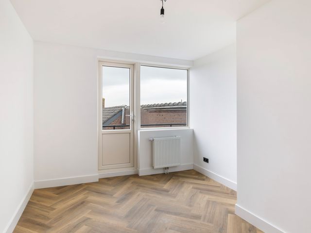 Dorpsweg 59A03, Rotterdam