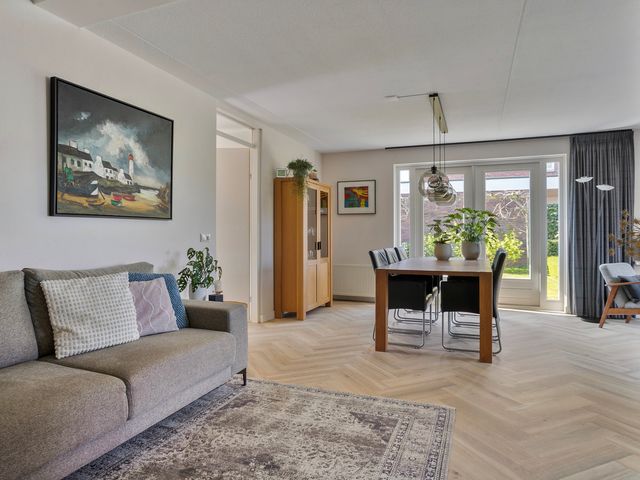 Koos Veraartstraat 16, Steenbergen
