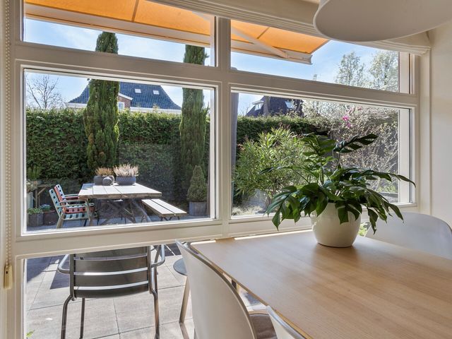 Koos Veraartstraat 16, Steenbergen