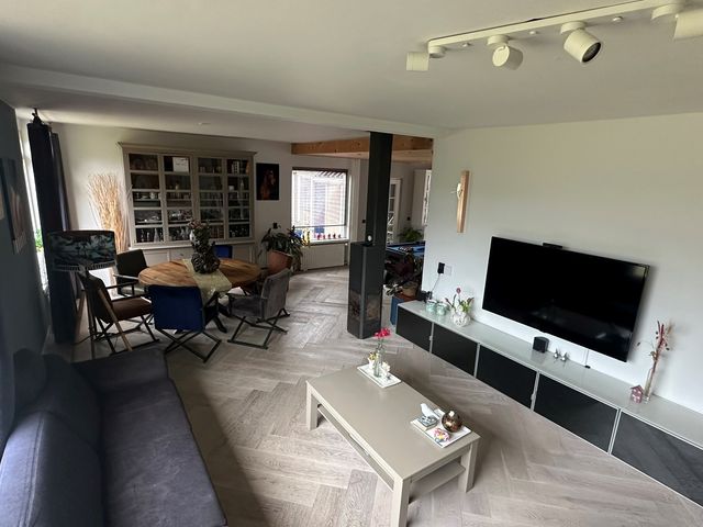 Ifftemalaan 51, Leek