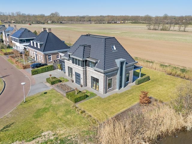 Van Foreestallee 10, Hardenberg