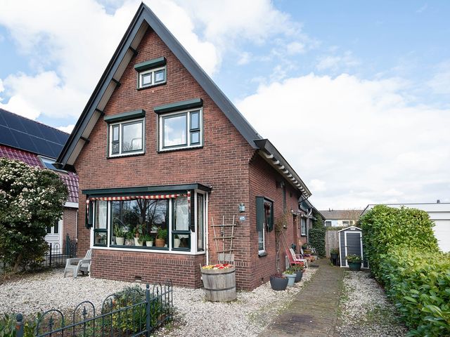 Venneperweg 415, Nieuw-Vennep