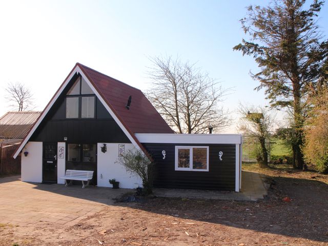 Zeedorp 1E, Ossenisse